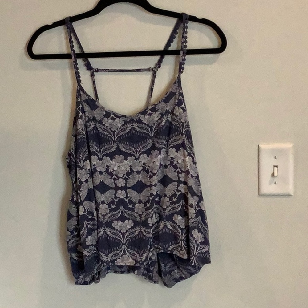 Floral tank